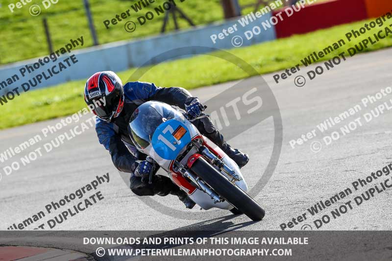 donington no limits trackday;donington park photographs;donington trackday photographs;no limits trackdays;peter wileman photography;trackday digital images;trackday photos